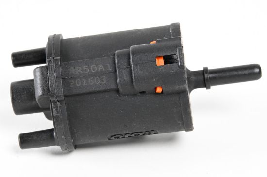 PictureAltAttribute - 33588A-Brandstofpomp-Rojo-type1-kunststof-JPG